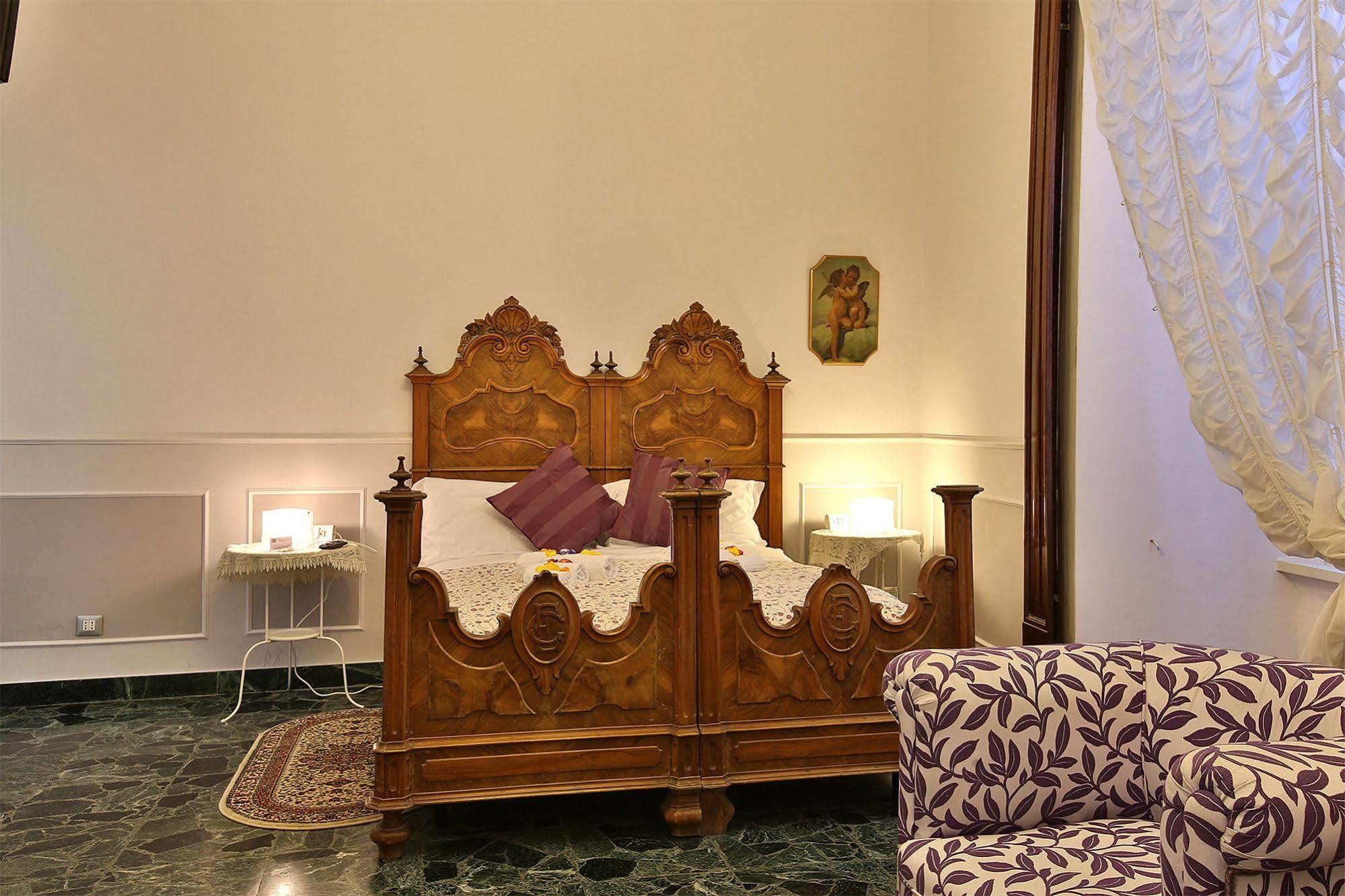 Alibrandi Palace Civitavecchia Luaran gambar